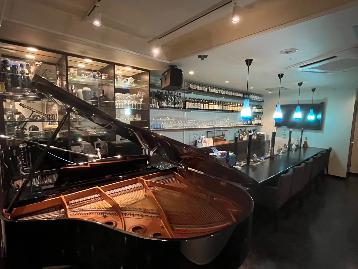 ラヴィアンブルー